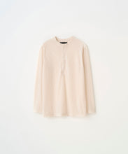 画像をギャラリービューアに読み込む, SHEER VELOUR SKIN HENLEY