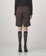 Load image into Gallery viewer, 2TUCK EASY SHORTS