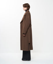画像をギャラリービューアに読み込む, BELTED OVER COAT