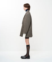Load image into Gallery viewer, OVERSIZED CHECK JACKET