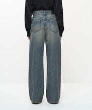画像をギャラリービューアに読み込む, FORMED WIDE DENIM(FADED WASH)