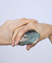 Load image into Gallery viewer, RING - TWIST