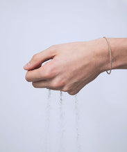 Load image into Gallery viewer, BANGLE - TWIST