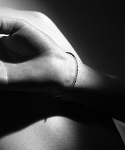 Load image into Gallery viewer, BANGLE - STUDS