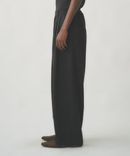 Load image into Gallery viewer, 2TUCK WIDE EASY PANTS
