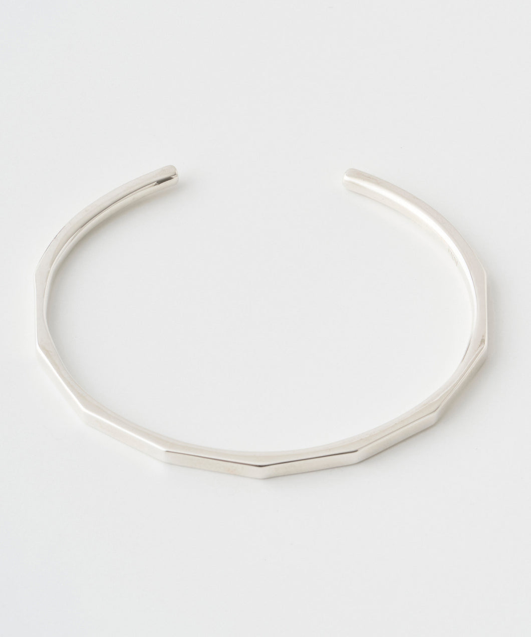 BANGLE - EDGE - SILVER
