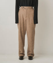 画像をギャラリービューアに読み込む, MOHAIR SHAGGY TAPERED PANTS
