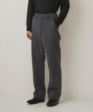 画像をギャラリービューアに読み込む, MOHAIR SHAGGY TAPERED PANTS
