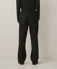 画像をギャラリービューアに読み込む, BONDED LACE TAPERED PANTS

