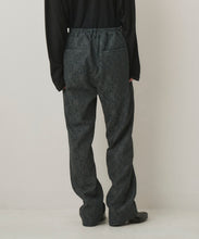 画像をギャラリービューアに読み込む, BONDED LACE TAPERED PANTS
