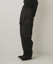画像をギャラリービューアに読み込む, LINED CARGO PANTS
