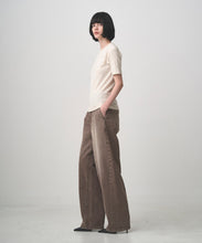 Load image into Gallery viewer, PILE SKIN TEE

