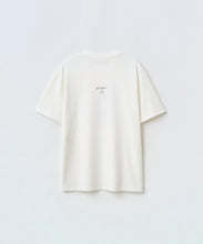 Load image into Gallery viewer, PATTI SMITH PHOTO TEE by KEVIN CUMMINS
