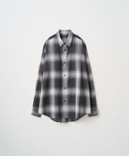 Load image into Gallery viewer, LIGHTWEIGHT OMBRE CHECK SHIRT
