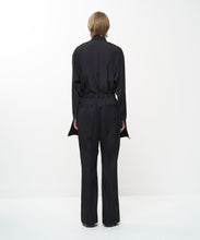 Load image into Gallery viewer, EXTENDED COLLAR SHIRT
