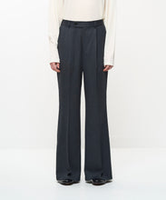 Load image into Gallery viewer, FLUID FLARE PANTS
