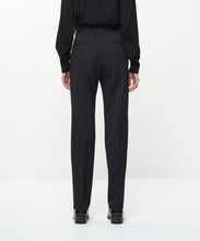 画像をギャラリービューアに読み込む, EASED NARROW SLACKS
