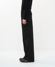 画像をギャラリービューアに読み込む, FORMED WIDE CORDUROY PANTS
