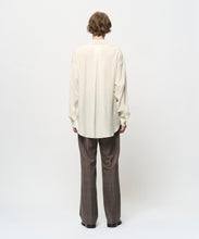Load image into Gallery viewer, PLEATED TEXTURE SHIRT
