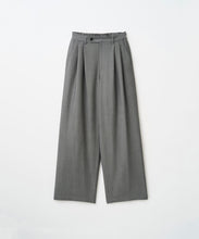 Load image into Gallery viewer, 2TUCK WIDE PATTERNED PANTS
