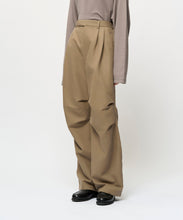 画像をギャラリービューアに読み込む, DIMENSIONAL KNEE TUCK PANTS
