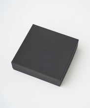 Load image into Gallery viewer, NARROW CURVE BELT (EMBOSSED)
